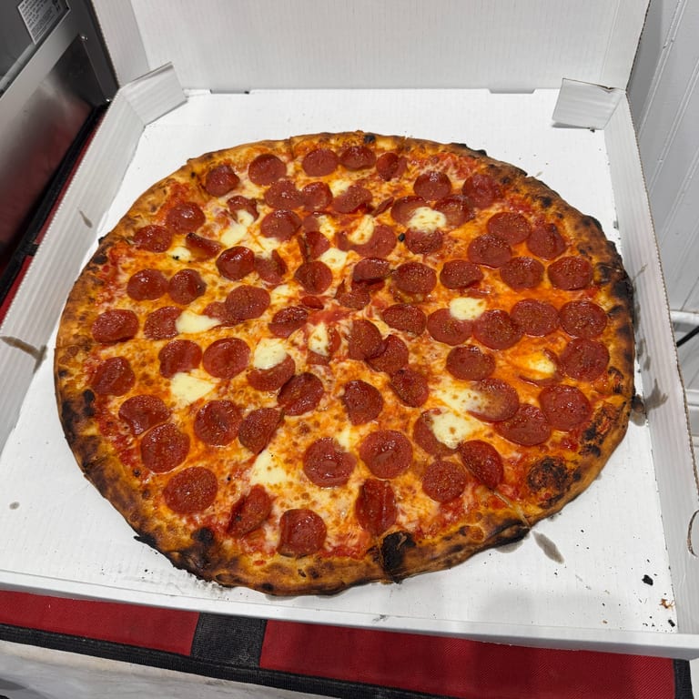 Delicious Pepperoni Pizza
